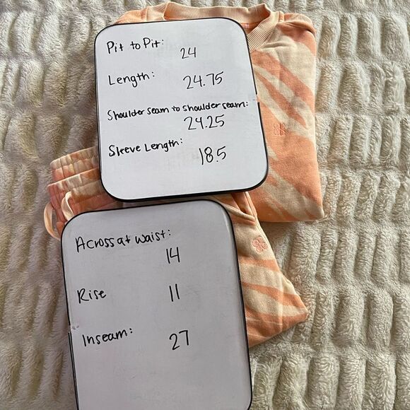 Sweaty Betty Essentials Sweatshirt & Pocket Joggers - Nectarine Orange Tie Dye - Picture 8 of 11